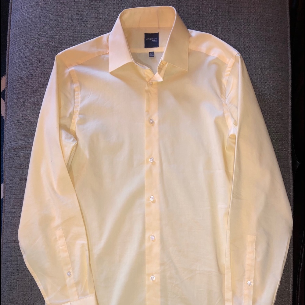 Madison Slim Fit yellow dress shirt